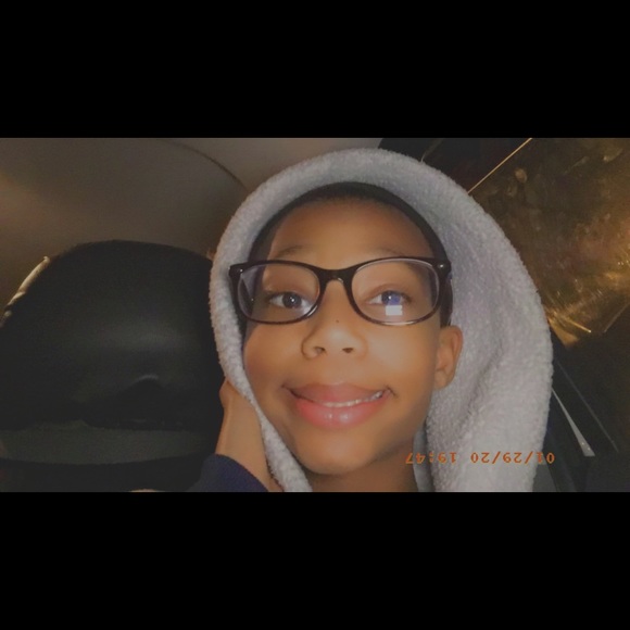 Meet your Posher, Tyrena - Picture 1 of 1